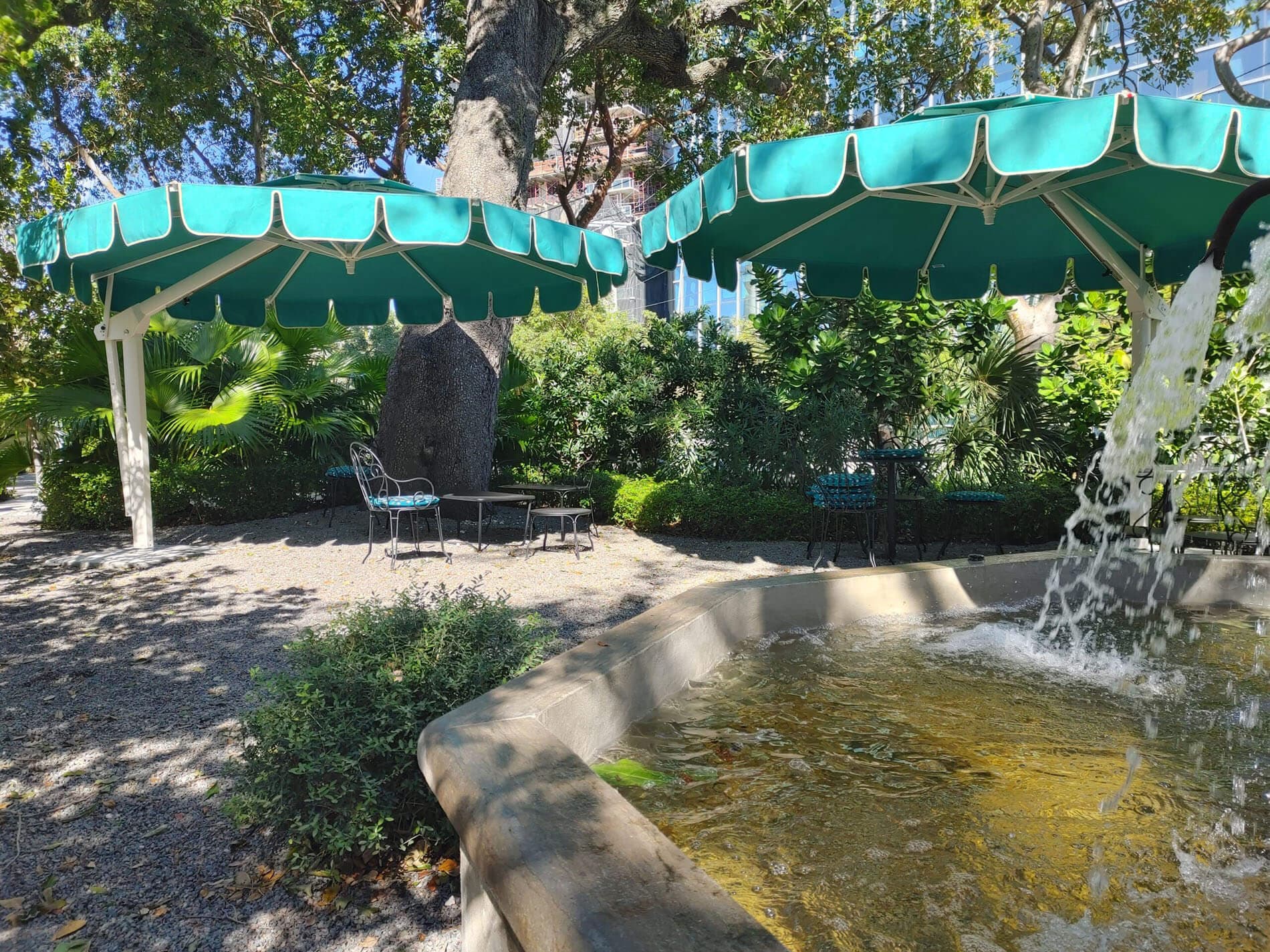Chateau ZZ's alternate view