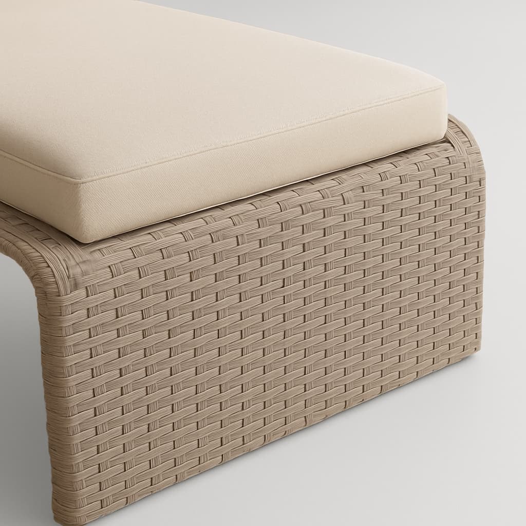 Cento Chaise Lounge 2