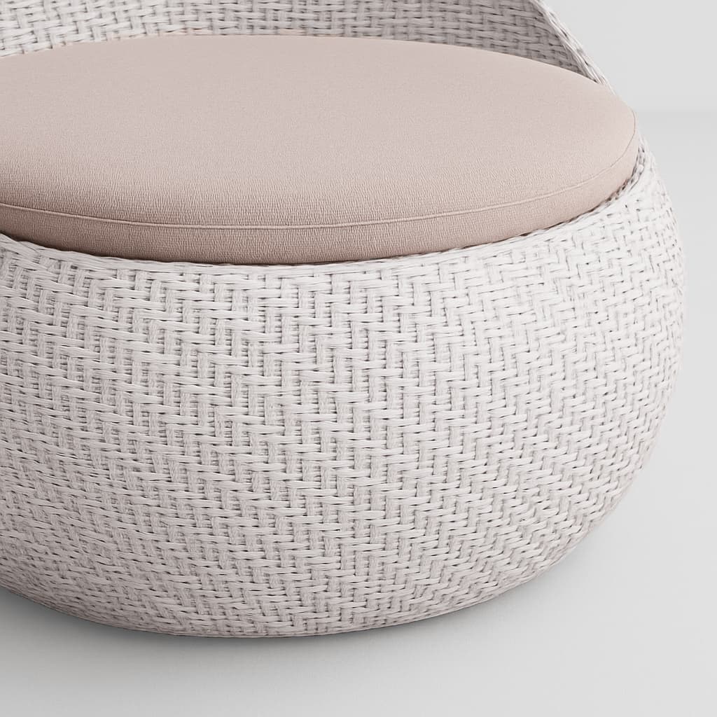 Cento Club Chair 2