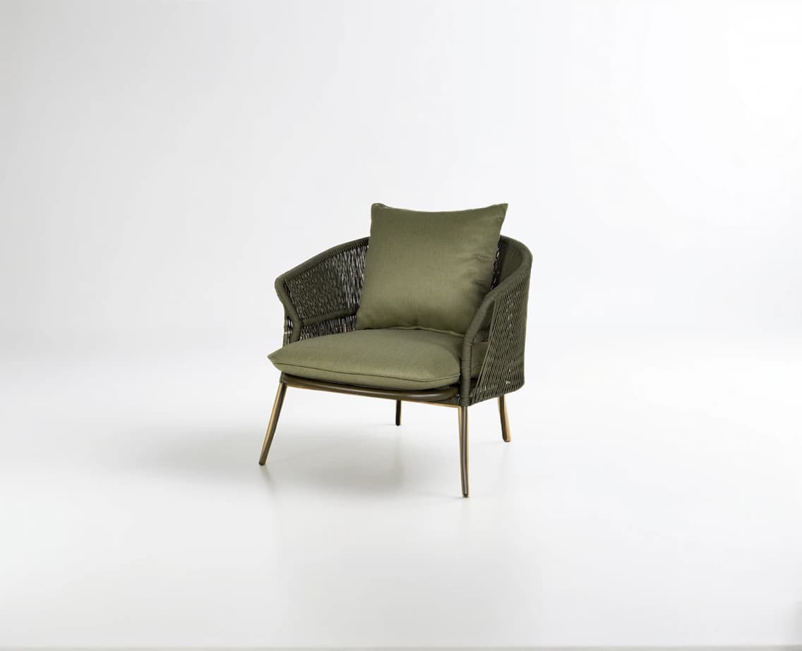 Reggio Club Chair