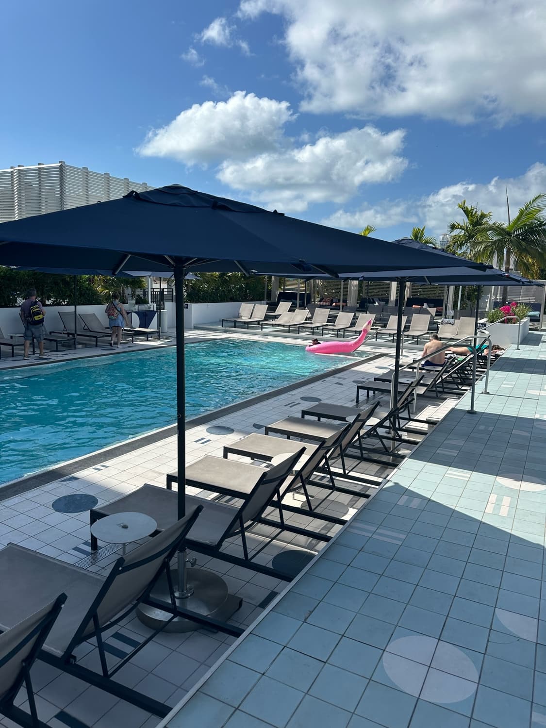 Moxy Miami South Beach alternate view