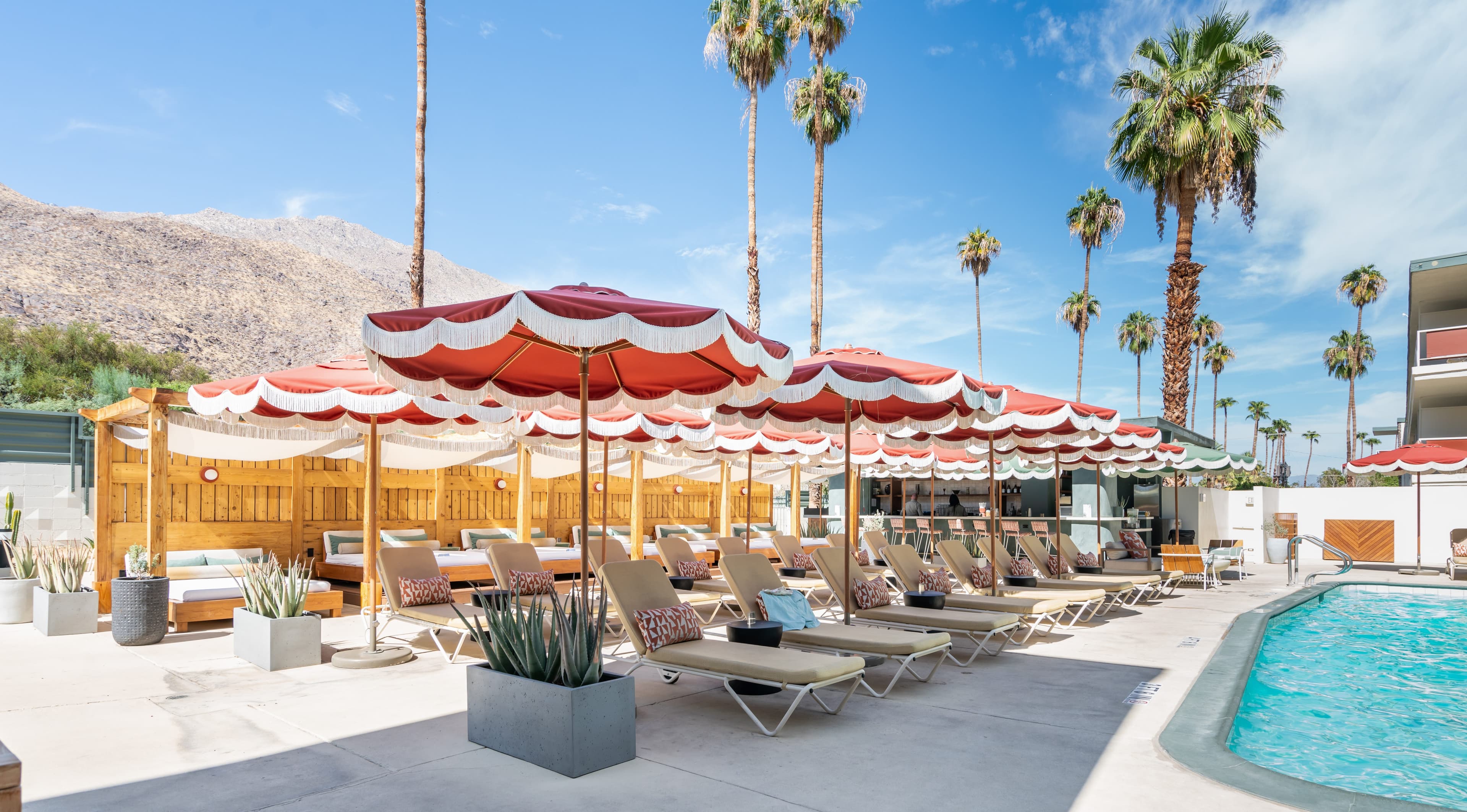 Life House Palm Springs Hotel