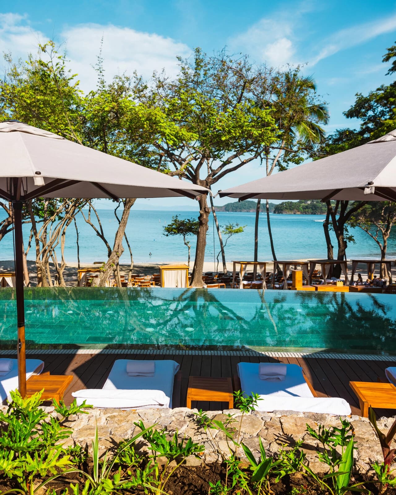 Four Seasons Resort Costa Rica alternate view