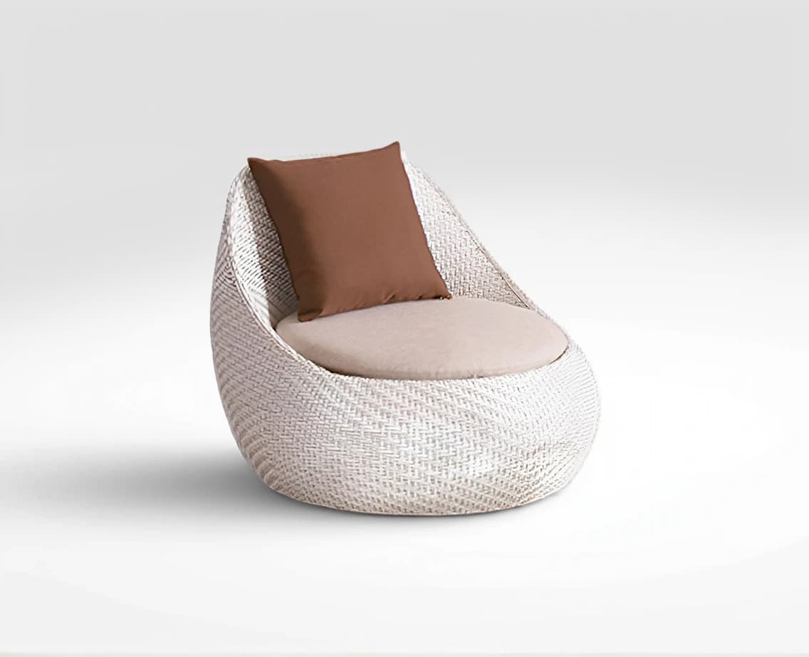 Cento Club Chair