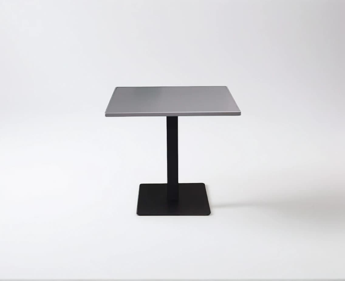 Trattino Dining Table
